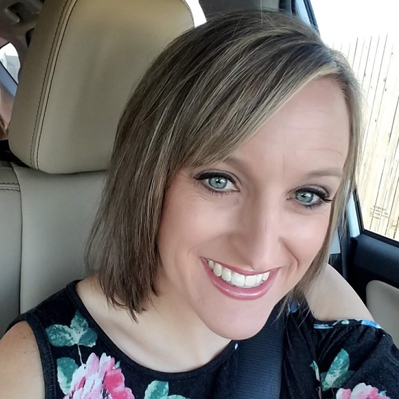 Meet your Posher, Suni - Picture 1 of 1